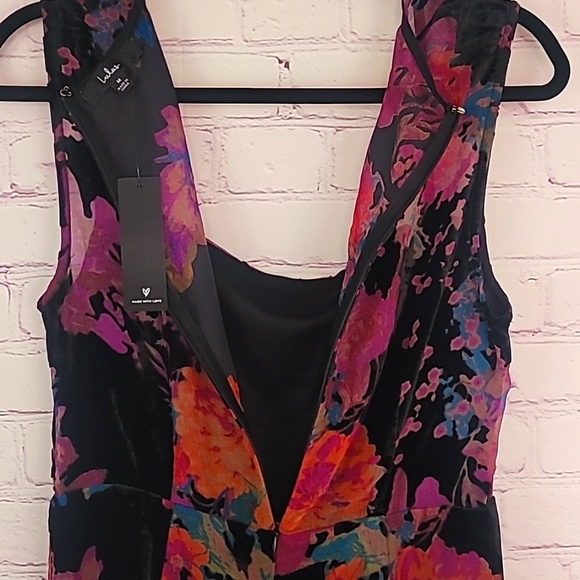 Lulus Moody Vibes Burnout Velvet Floral Wide-Leg Jumpsuit in Black sz M NWT - Picture 10 of 11
